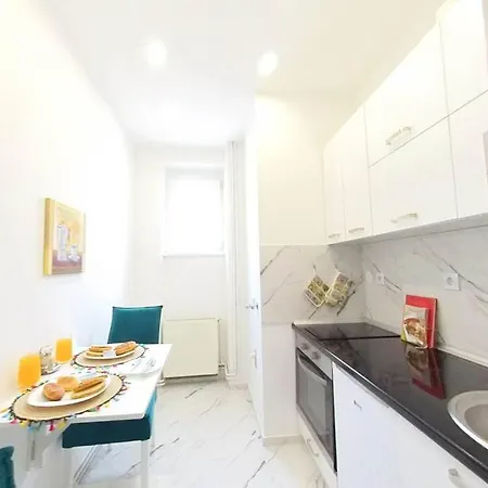 Engadin Sunny - Location