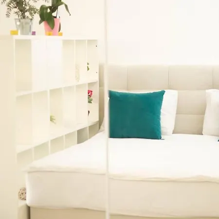 Apartment Cute And Sunny - Location